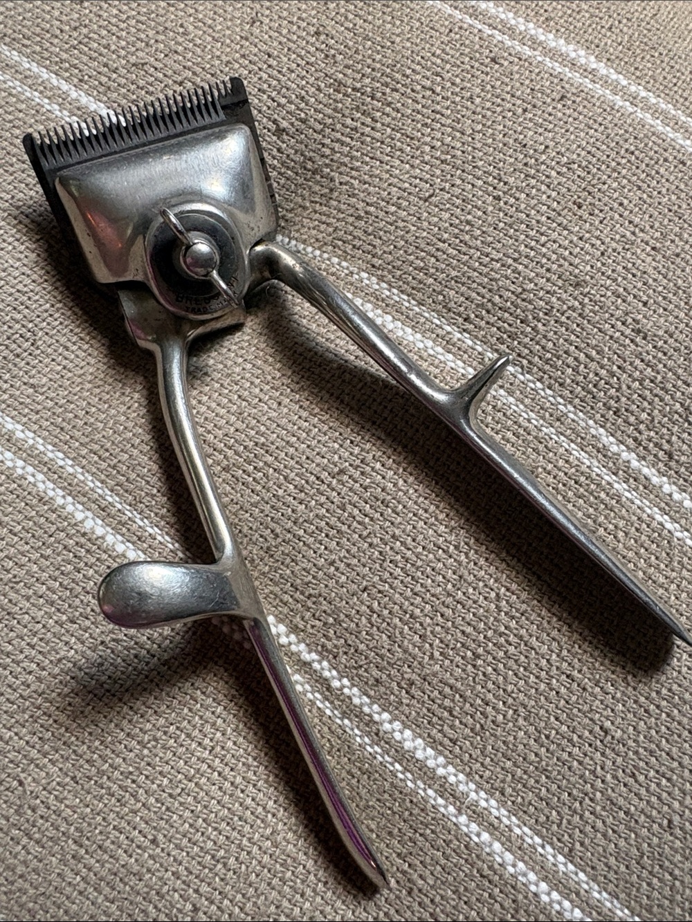 Vintage Brown & Sharpe Hand Hair Clippers, made in the USA, Antique Barber